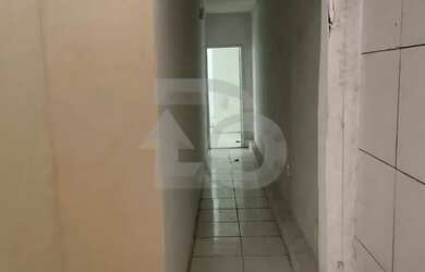 Imagem: A casa possui 3 Dormitórios, 2 Banheiros, 125m² de Área e