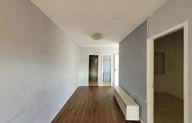 Imagem: A casa em condomínio possui 3 Dormitórios, 1 Banheiro, 3 Vagas