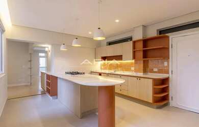 Imagem: O apartamento possui 3 Dormitórios, 2 Banheiros, 2 Vagas na