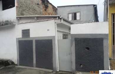 Imagem: A casa possui 1 Dormitório, 1 Banheiro, 10m² de Área e está