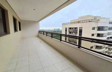 Imagem: O apartamento na cobertura possui 4 Dormitórios, 4 Banheiros