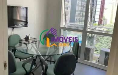 Imagem: O depósito possui 3 Vagas na garagem, 140m² de Área e está