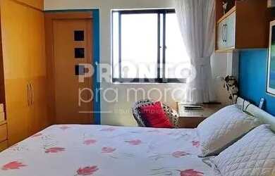 Imagem: O apartamento possui 4 Dormitórios, 2 Banheiros, 2 Vagas na