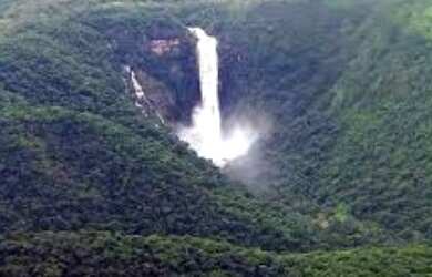 Imagem 2: Procuro fazendas na região de Unai MG, clientes em espera