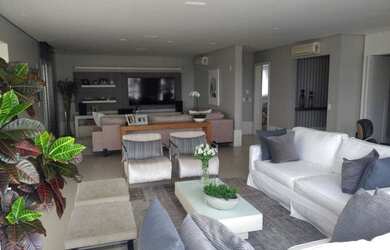 Imagem 7: Maison Nathalie. Piscina, Churrasqueira, Imóvel mobiliadoeAr-condicionado