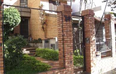 Imagem 2: Porto Alegre - Casa Padrão - Medianeira