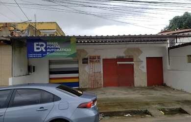 Imagem: O depósito possui 2 Vagas na garagem, 250m² de Área e está