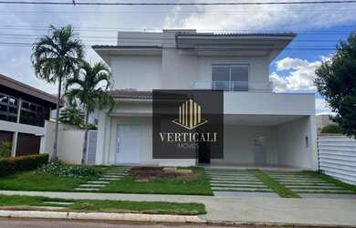 Imagem: A casa em condomínio possui 3 Dormitórios, 4 Banheiros, 5