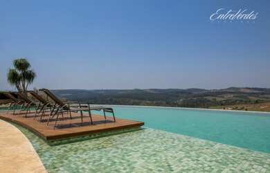 Imagem: O terreno possui 1.200m² de Área e está localizado em Loteamento