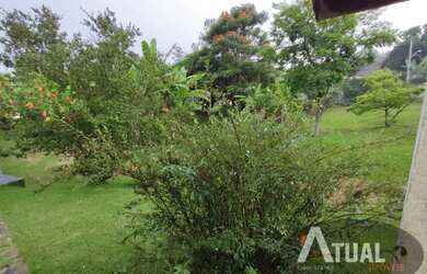 Imagem: O terreno à venda possui 700m² de Área e está localizado