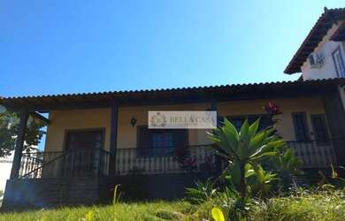 Imagem: A casa possui 3 Dormitórios, 3 Banheiros, 5 Vagas na garagem