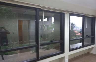 Imagem: O depósito possui 1 Vaga na garagem, 41m² de Área e está