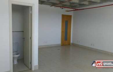 Imagem: O depósito possui 42m² de Área e está localizado em Jardim