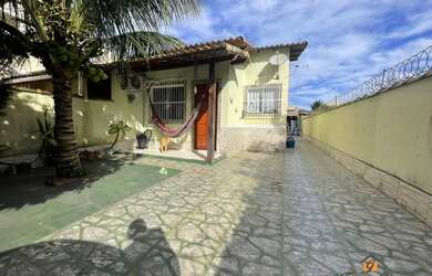 Imagem 1: Ótima casa com piscina!