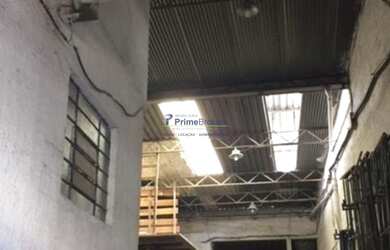 Imagem: O depósito possui 300m² de Área e está localizado em Vila