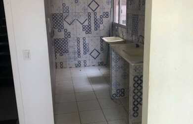 Imagem: O apartamento à venda possui 2 Dormitórios, 1 Banheiro, 1