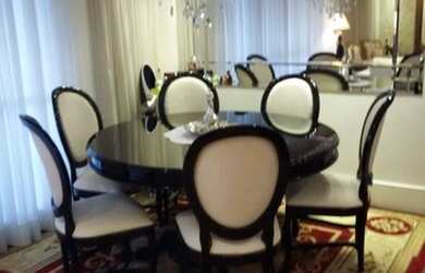 Imagem: O apartamento possui 4 Dormitórios, 4 Banheiros, 2 Vagas na