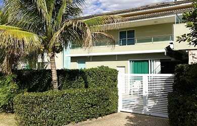 Imagem: A casa em condomínio possui 5 Dormitórios, 5 Banheiros, 4