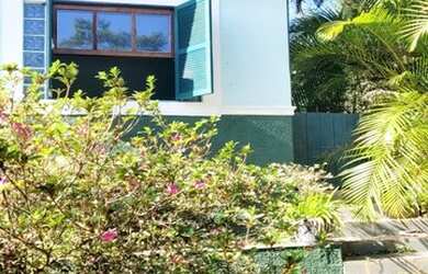 Imagem: A casa em condomínio possui 4 Dormitórios, 4 Banheiros, 4