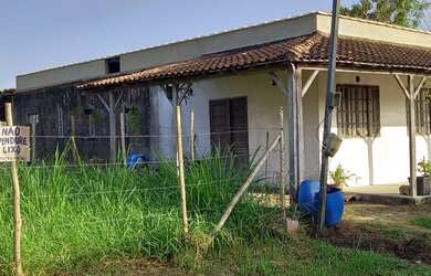 Imagem: A casa em condomínio possui 2 Dormitórios, 1 Banheiro, 90m²