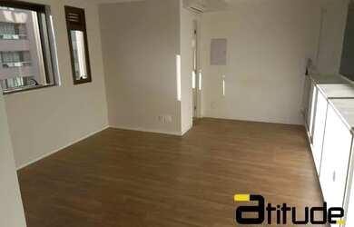 Imagem: O depósito possui 1 Vaga na garagem e 33m² de Área e está