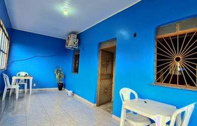 Imagem: A casa possui 3 Dormitórios, 3 Banheiros, 1 Vaga na garagem