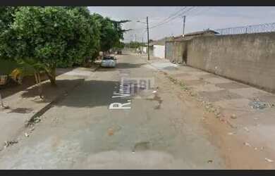 Imagem: O terreno possui 720m² de Área e está localizado em Senador