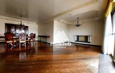 Imagem: O apartamento possui 4 Dormitórios, 5 Banheiros, 4 Vagas na