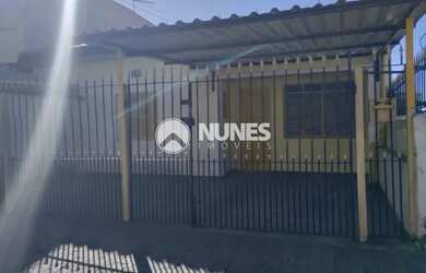 Imagem: A casa possui 2 Dormitórios, 1 Banheiro, 1 Vaga na garagem