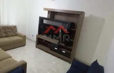 Imagem: A casa possui 3 Dormitórios, 1 Banheiro, 2 Vagas na garagem