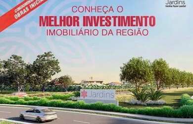 Imagem: O terreno possui 300m² de Área e está localizado em Compensa