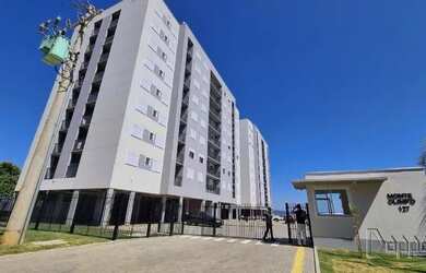 Imagem: O apartamento possui 2 Dormitórios, 1 Banheiro, 1 Vaga na garagem