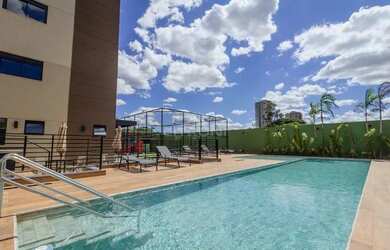 Imagem: O apartamento possui 3 Dormitórios, 1 Banheiro, 2 Vagas na