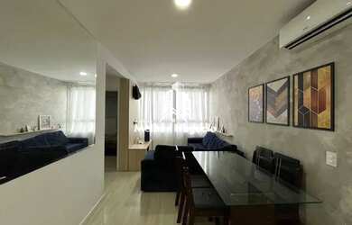 Imagem: O apartamento possui 2 Dormitórios, 2 Banheiros, 1 Vaga na