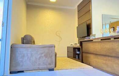 Imagem: O apartamento possui 3 Dormitórios, 3 Banheiros, 2 Vagas na