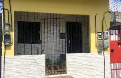 Imagem: A casa possui 1 Dormitório, 1 Banheiro, 40m² de Área e está