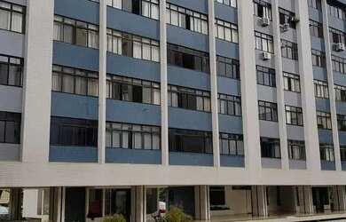 Imagem: O apartamento possui 4 Dormitórios, 2 Banheiros, 1 Vaga na