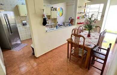 Imagem 13: Casa com 3 Quartos e 3 banheiros à Venda, 270 m² por R$ 800.000