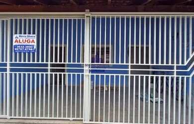 Imagem: A casa possui 2 Dormitórios, 2 Banheiros, 2 Vagas na garagem