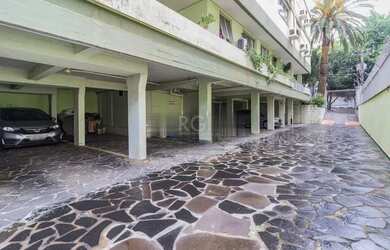 Imagem 2: Cobertura para Venda - 250m², 2 dormitórios, sendo 1 suites, 2 vagas...