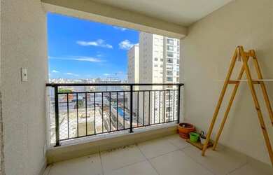 Imagem: O apartamento possui 2 Dormitórios, 2 Banheiros, 1 Vaga na