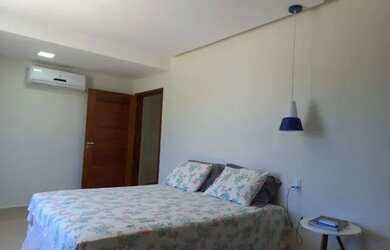 Imagem: A casa possui 4 Dormitórios, 4 Banheiros, 4 Vagas na garagem