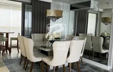 Imagem: O apartamento possui 3 Dormitórios, 1 Banheiro, 3 Vagas na