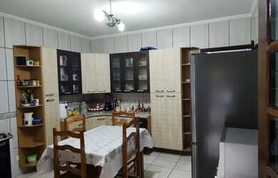 Imagem 15: Sobrado. Varanda, Área de serviço, 160m² de Áreae1 Vaga na garagem