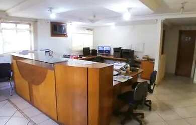 Imagem 10: Galpão localizado no Setor Santa Genoveva, de 2.500m² e 8 salas