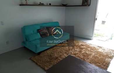 Imagem: A casa possui 3 Dormitórios, 4 Banheiros, 5 Vagas na garagem