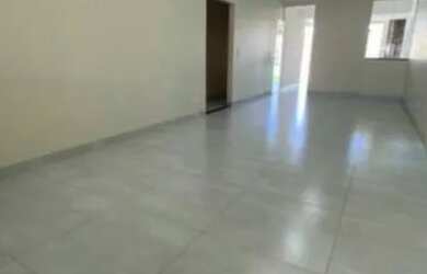 Imagem: A casa possui 3 Dormitórios, 4 Banheiros, 2 Vagas na garagem