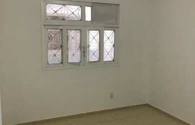 Imagem 3: Apartamento com quarto, sala, cozinha, banheiro e pequena área de serviço