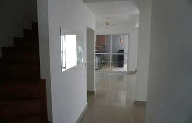 Imagem: A casa em condomínio possui 4 Dormitórios, 4 Banheiros, 2