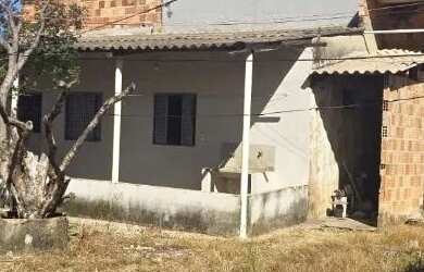 Imagem 2: LOTE COM CASA NO CENTRO DE SANTO ANTÔNIO DO DESCOBERTO